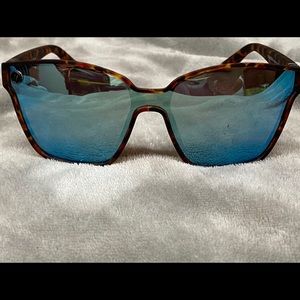 Blenders Tiger Beach Polarized Sunglasses